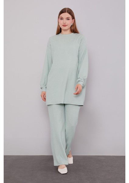 Mint Yeşili Omzu Taş Işlemeli Ikili Takım fiyatları