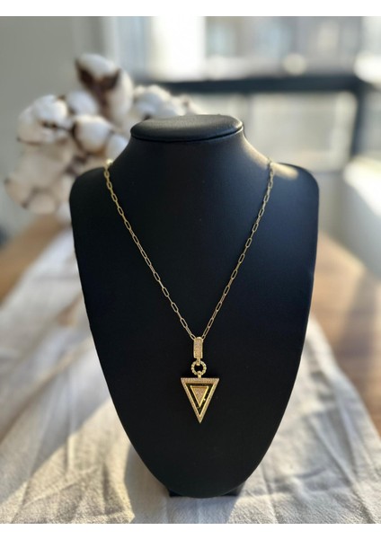 Taşlı Üçgen Uzun Kolye