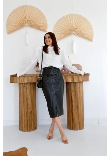 Siyah Cep Detaylı Deri Etek