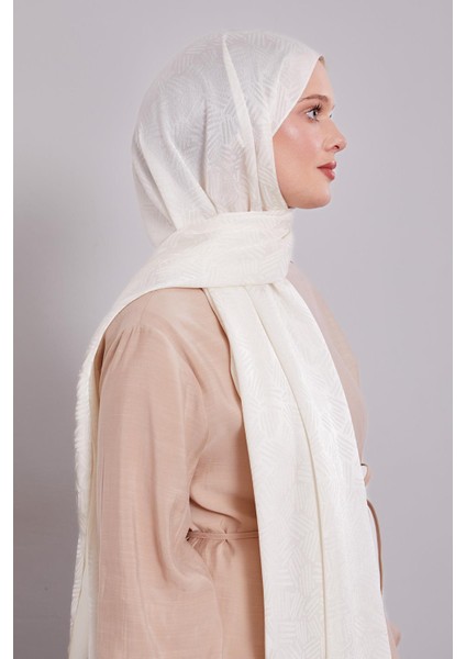 Kırık Beyaz Çubuk Desen Jakarlı Janjan Şal fiyatları