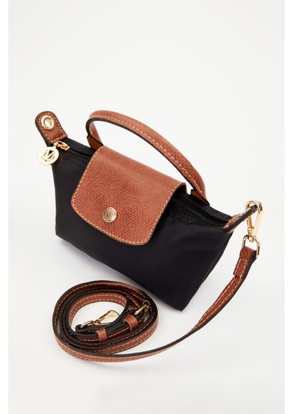 Siyah Deri Kapak Detaylı El Çantası modelleri