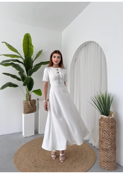 Wera Taşlı Fiyonk Detaylı Elbise