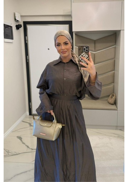 Kadın Kahve Eteği Pileli Gömlekli Takım indirimleri