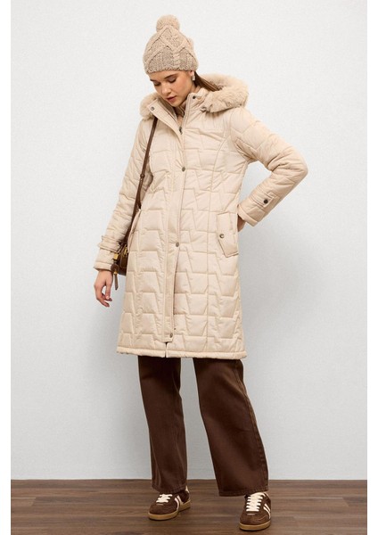 Çıkabilir Kürklü Kapüşonlu Fermuar Kapamalı Kapitone Mont Taş 6779 indirimleri