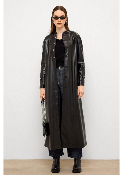 Hakim Yaka Kemer Detaylı Uzun Deri Trençkot Siyah 6775