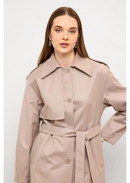 Punto Dikiş Detaylı Rahat Kalıp Su Itici Özellikli Trençkot Taş 6769 modelleri