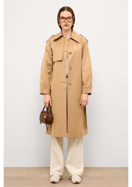 Punto Dikiş Detaylı Rahat Kalıp Su Itici Özellikli Trençkot Kamel 6769