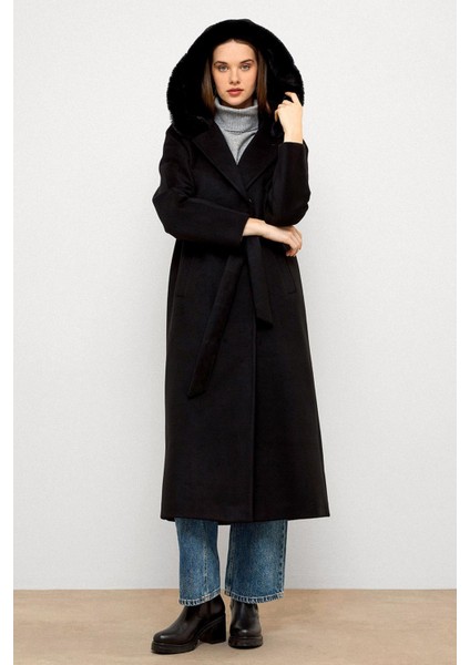 Kürklü Kapüşonlu Beli Bağlamalı Uzun Kaban Siyah 3107 fırsatları