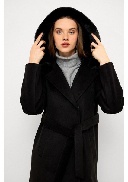 Kürklü Kapüşonlu Beli Bağlamalı Uzun Kaban Siyah 3107 indirimleri