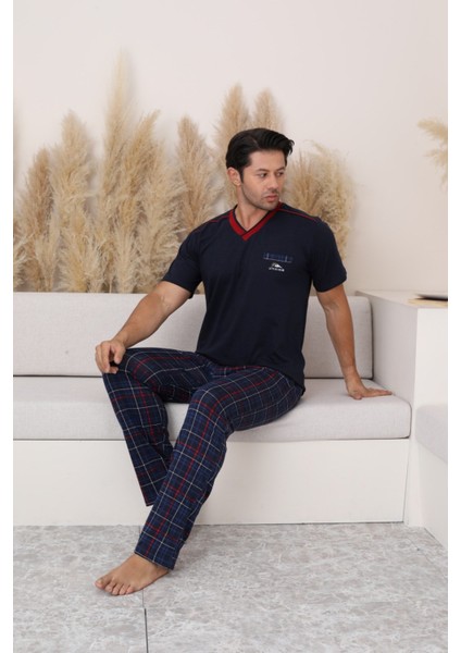Erkek V Yaka Ekose Desen %100 Pamuk Kısa Kol Cepli Pijama Takımı