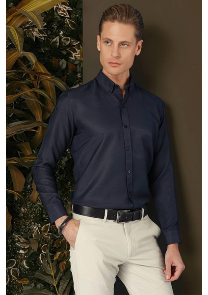 GK 686 Slim Fit Koyu Lacivert Klasik Gömlek
