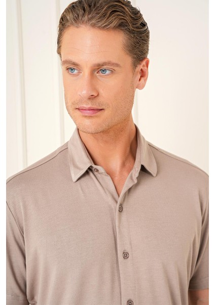 Comfort Fit Spor Yaka Kısa Kol Esnek Pamuk Vizon Gömlek G 1573 indirimleri