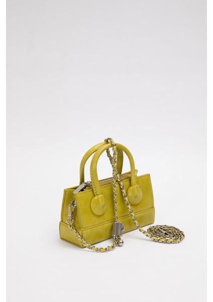 Yeşil Ayarlanabilir Kilit Detaylı El Çantası