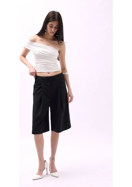 Tek Omuz Büzgülü Beyaz Bluz fırsatları