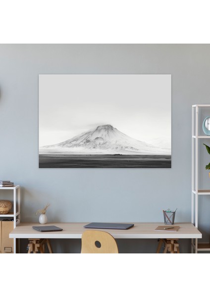 Volkanik Manzara Kanvas Tablo - Volkan Volkan Duvar Sanatı Siyah ve Beyaz Huzurlu Atmosfer fiyatları