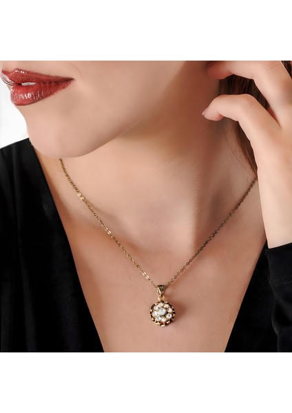 Güverseli Gül Kadın 2'li Takı Seti Küpe Kolye Takım Bakır El Yapımı Kristal Taşlı Kararma Yapmaz Kutulu modelleri