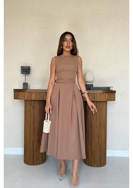 Moccah Halter Yaka Kloş Elbise