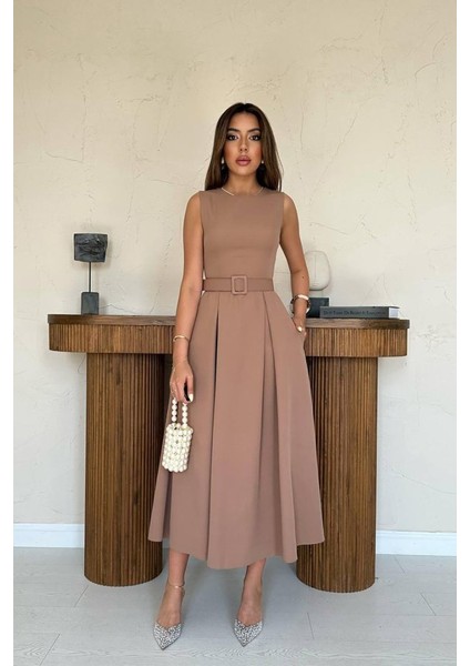 Moccah Halter Yaka Kloş Elbise fiyatları