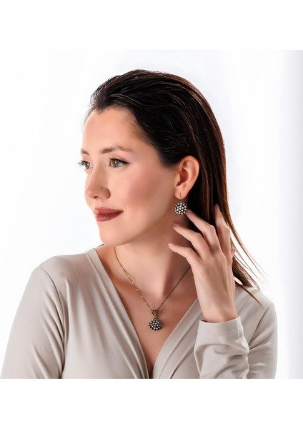 Gürs Kadın 2'li Takı Seti Küpe Kolye Takım Bakır El Yapımı Kristal Taşlı Kararma Yapmaz Kutulu