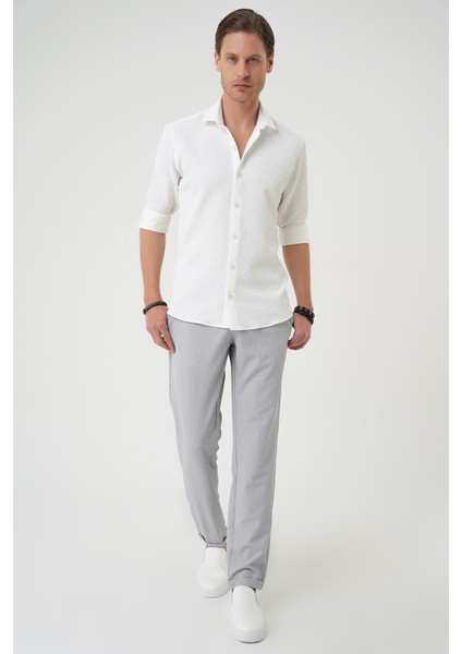 Slim Fit Gofre Kumaş Desenli Kısa Kol Beyaz Gömlek G 1592