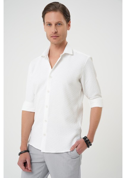 Slim Fit Gofre Kumaş Desenli Kısa Kol Beyaz Gömlek G 1592 fırsatları