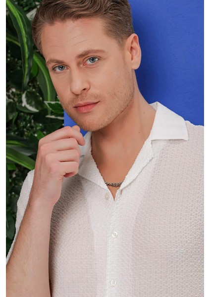 G 1536 Slim Fit Beyaz Klasik Gömlek fırsatları