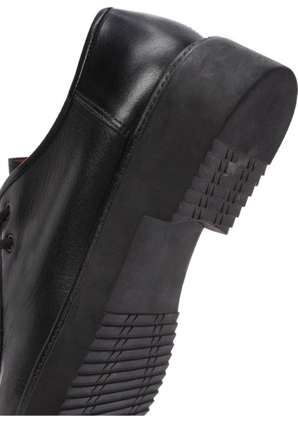 Gritti Kadın Siyah Bağcıklı Deri Maskülen Ayakkabı 25AFD110218