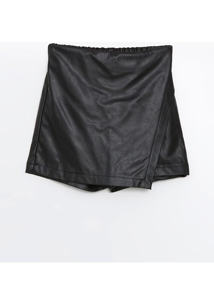 Lcw Kids Siyah Beli Lastikli Deri Görünümlü Kız Çocuk Şort Etek