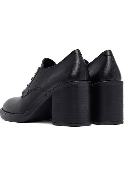 Kadın Siyah Bağcıklı Kalın Topuklu Deri Maskülen Ayakkabı 25AFD201818