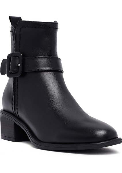 Kadın Siyah Fermuarlı Kısa Kalın Topuklu Deri Bot 25WFD202818