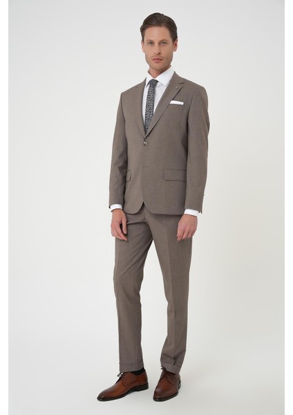 Slim Fit Çift Yırtmaç Dokulu Esnek Klasik Vizon Takım Elbise Tk 915 modelleri