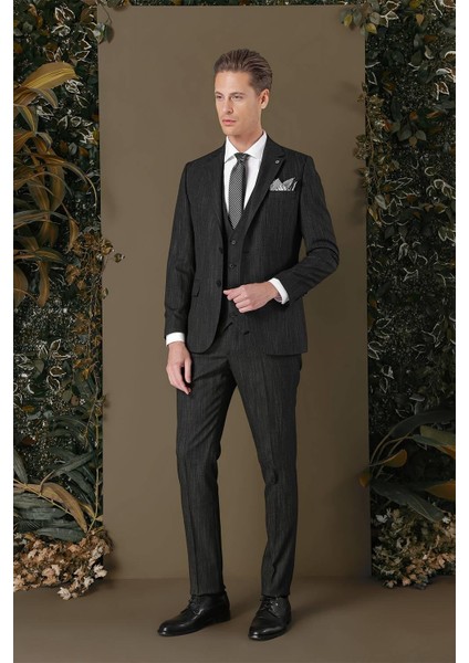 Tk 883 Slim Fit Siyah Klasik Takım Elbise