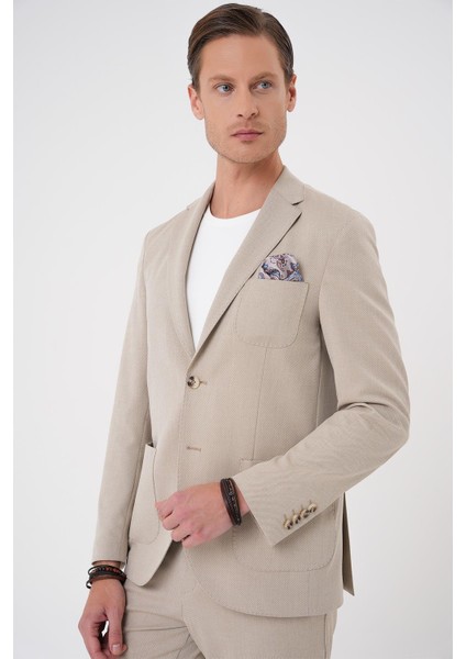 Comfort Fit Mono Yaka Çift Yırtmaç Torba Cep Kendinden Desenli Casual Bej Ceket C 706 indirimleri