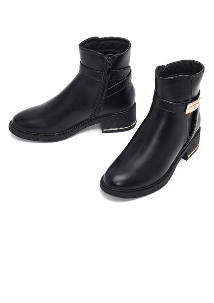 Kadın Siyah Fermuarlı Toka Detaylı Bot 25WFE401018 modelleri