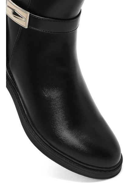 Kadın Siyah Fermuarlı Toka Detaylı Bot 25WFE401018