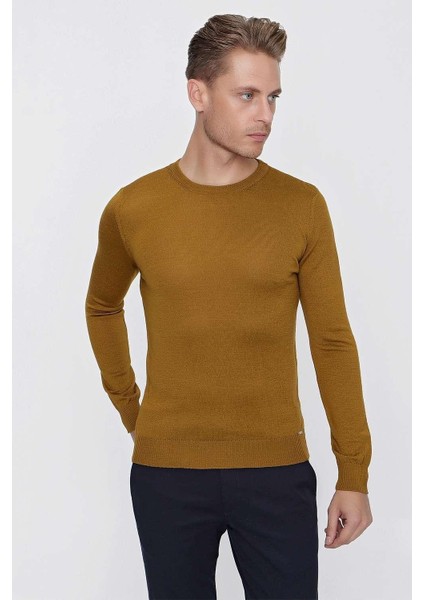 Tr 840 Slim Fit Tütün Klasik Triko fırsatları
