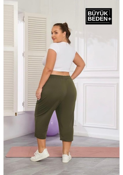 Kadın Büyük Beden New York Baskılı Standart &regular Kalıp Şort SPR25BSRK087 fiyatları