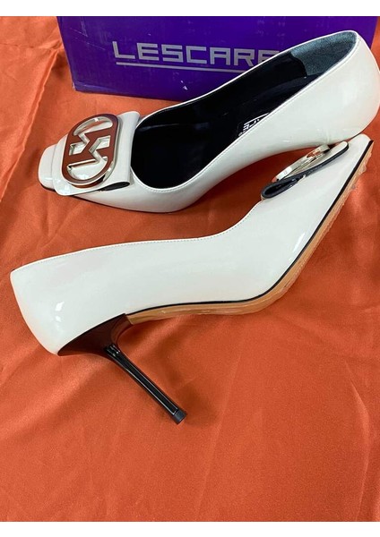 LES019 Bej Rugan Toka Detaylı Kadın Topuklu Ayakkabı Stiletto indirimleri