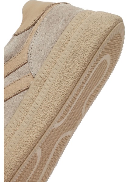 Kadın Bej Bağcıklı Süet Deri Sneaker 25AFD511010