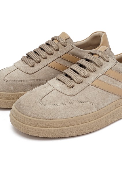 Kadın Bej Bağcıklı Süet Deri Sneaker 25AFD511010