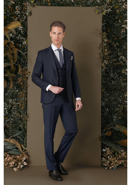 Tk 881 Slim Fit Lacivert Klasik Takım Elbise fiyatları