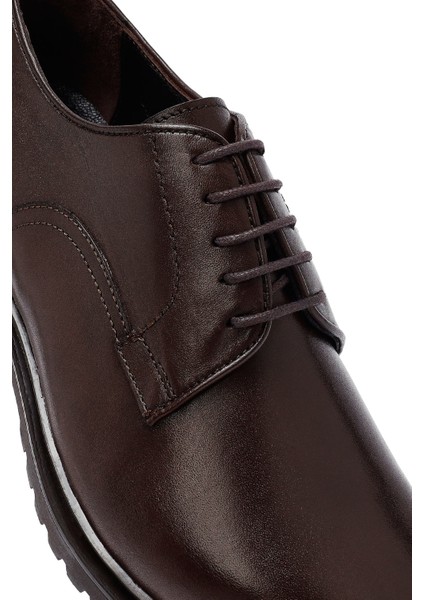 Erkek Kahverengi Bağcıklı Deri Klasik Ayakkabı 25WFD621818