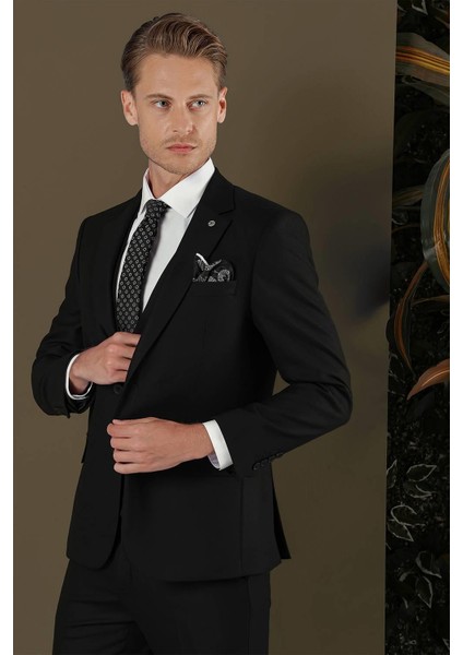Tk 876 Slim Fit Siyah Klasik Takım Elbise fırsatları