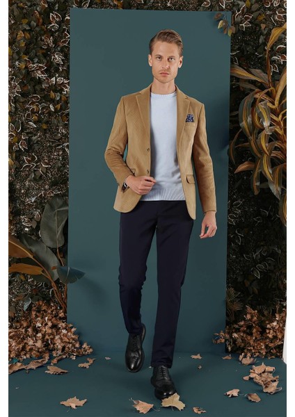 Camel Kadife Slim Fit Çift Yırtmaçlı Mono Yaka Casual Ceket