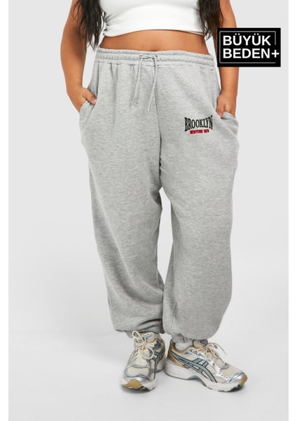 Kadın Büyük Beden Paça Lastikli Buyuk Brooklyn Baskılı Ince Eşofman Altı SPR24BEAK49 fiyatları