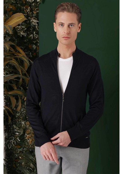 Tr 860 Slim Fit Lacivert Klasik Triko