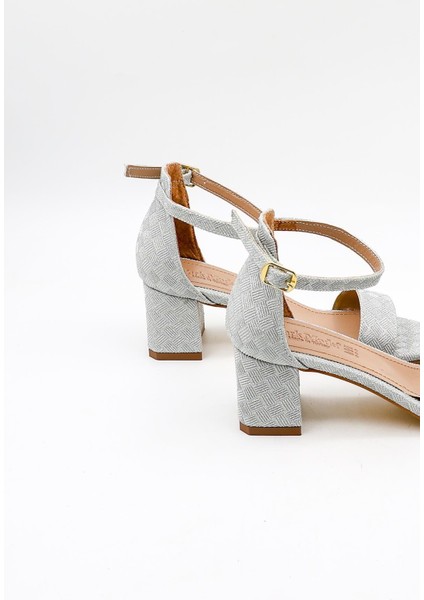 Kalın Topuklu Kadın Abiye Ayakkabı PM09 Gümüş modelleri