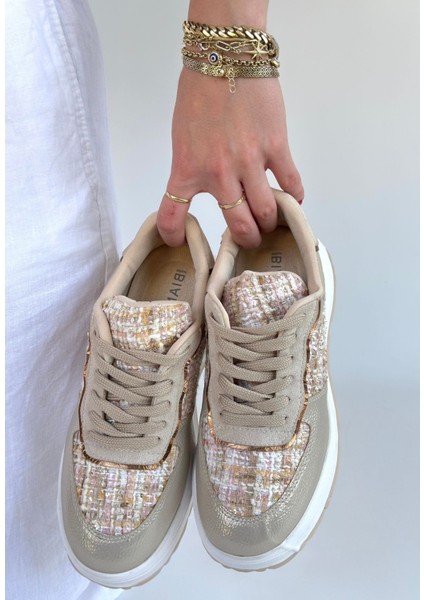 Bej Bağcıklı Kadın Spor Ayakkabı modelleri