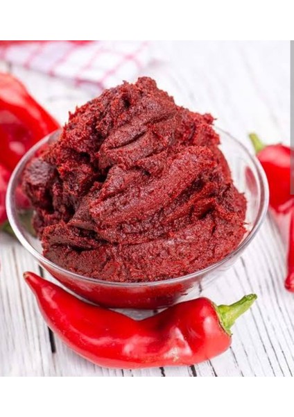 Ev Yapımı 1.kalite Acı Biber Salçası