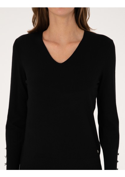 Kadın Siyah Slim Fit Basic Kazak 50310915-VR046